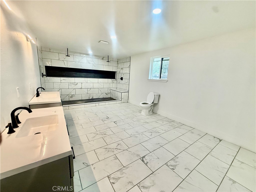 10326 10326 N N Fowler Ave, Clovis, CA 93619