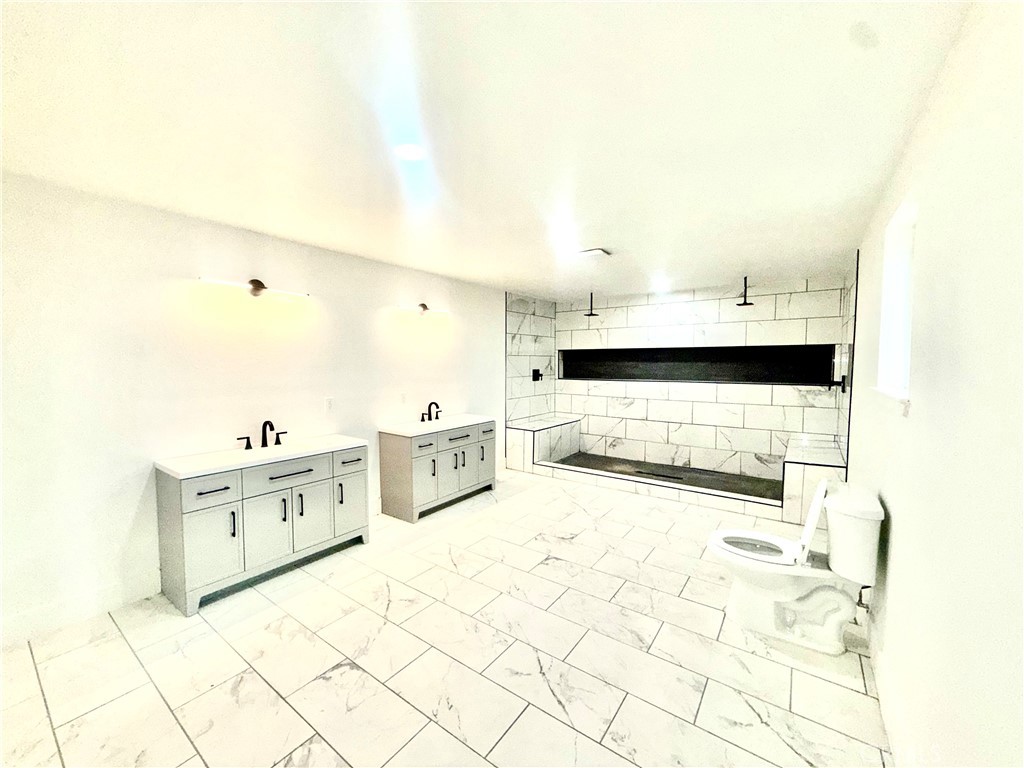 10326 10326 N N Fowler Ave, Clovis, CA 93619