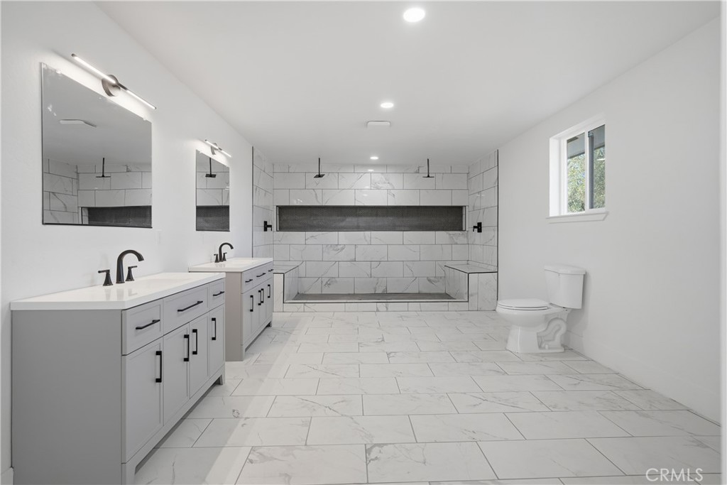 10326 10326 N N Fowler Ave, Clovis, CA 93619