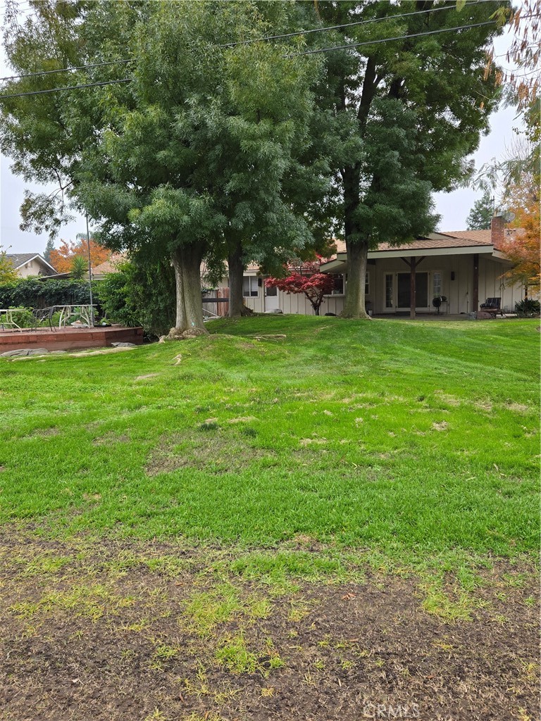 5867 E Club View, Fresno, CA 93727