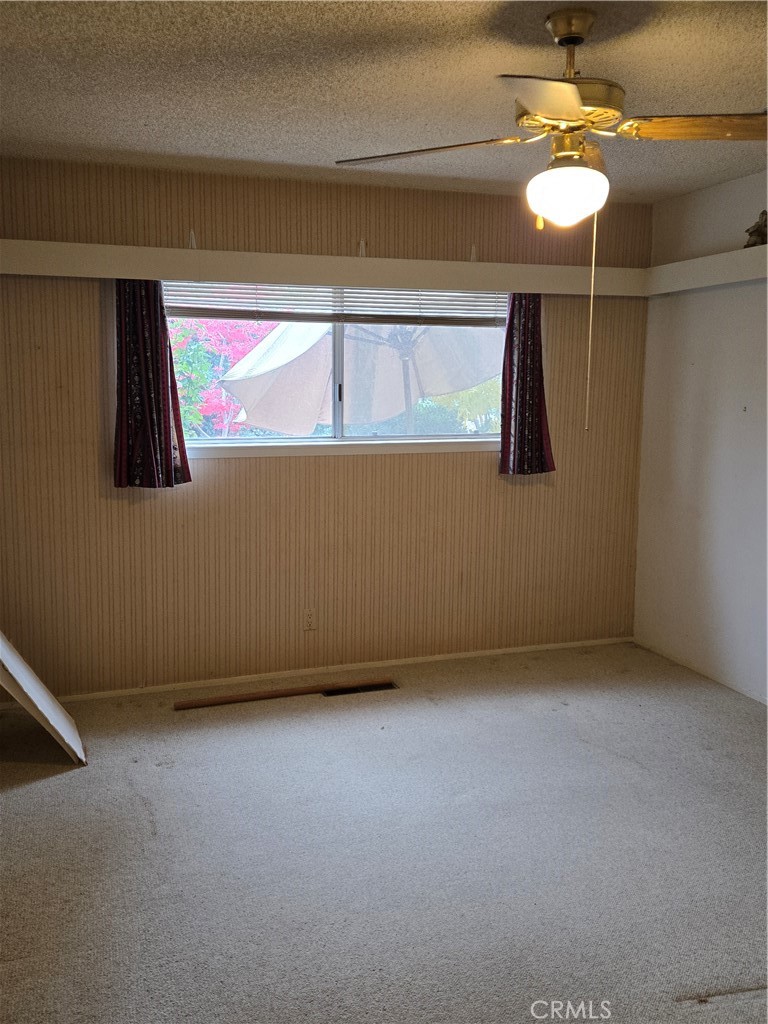 5867 E Club View, Fresno, CA 93727