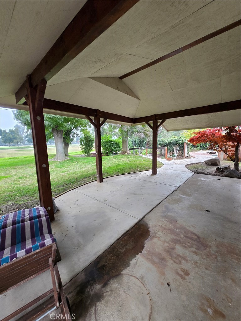 5867 E Club View, Fresno, CA 93727