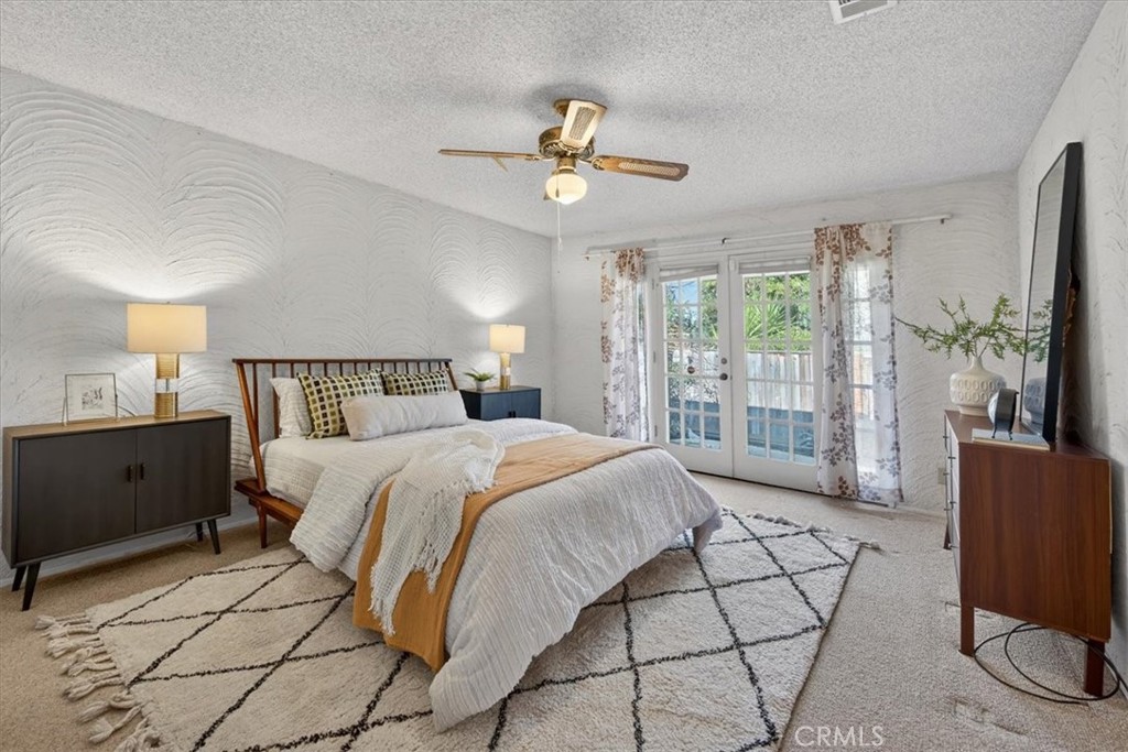 5867 E Club View, Fresno, CA 93727