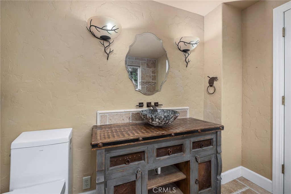 53875 Dogwood Creek, Bass Lake, CA 93604