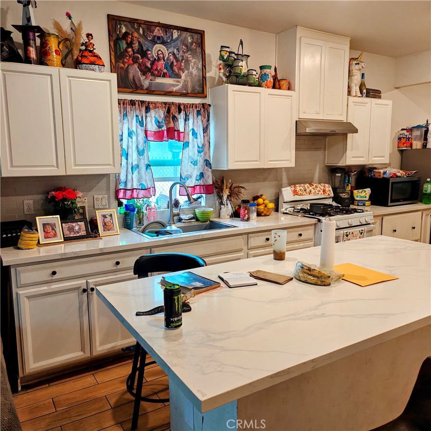 2425 S 10th St, Fresno, CA 93725