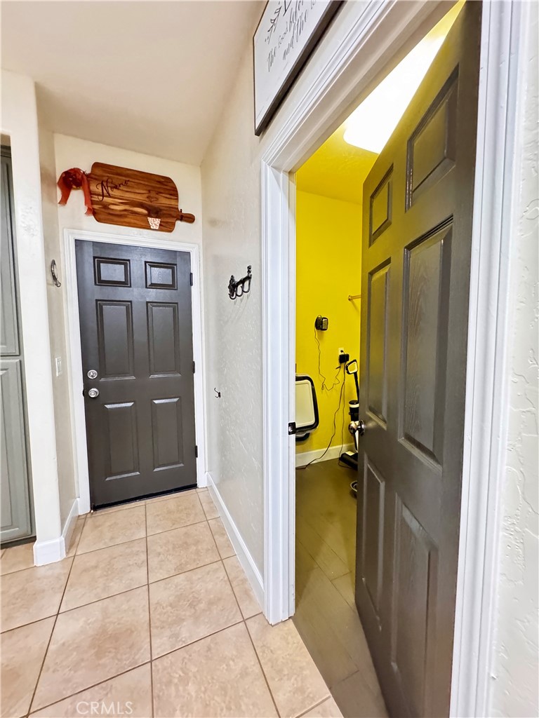 2945 W Vine, Visalia, CA 93291