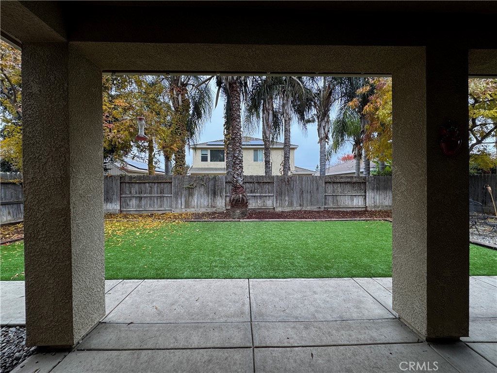 2945 W Vine, Visalia, CA 93291