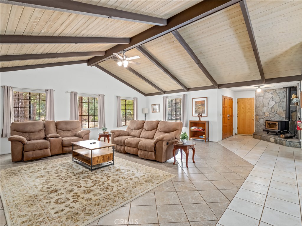 52092 Road 423, Oakhurst, CA 93644