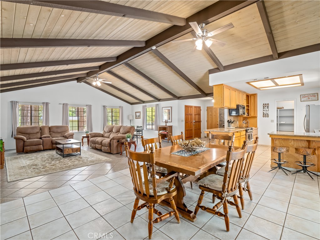 52092 Road 423, Oakhurst, CA 93644