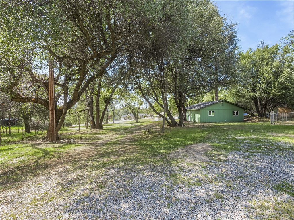 52092 Road 423, Oakhurst, CA 93644