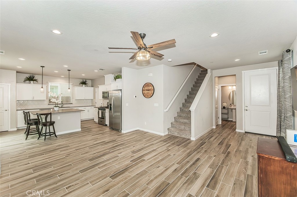 4085 N Sandrini, Fresno, CA 93723