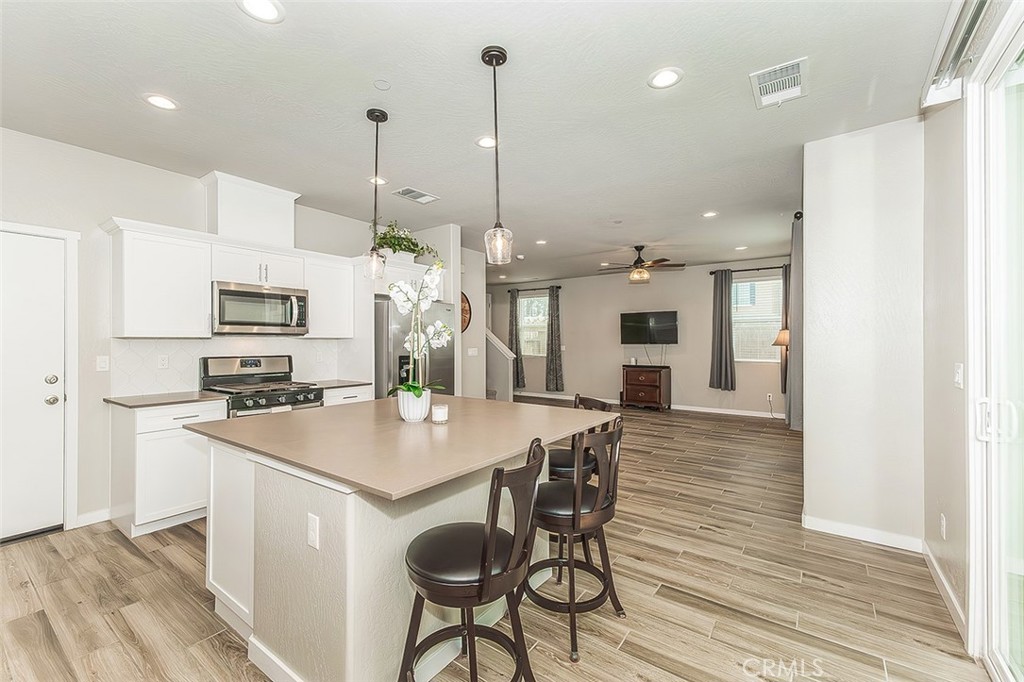 4085 N Sandrini, Fresno, CA 93723