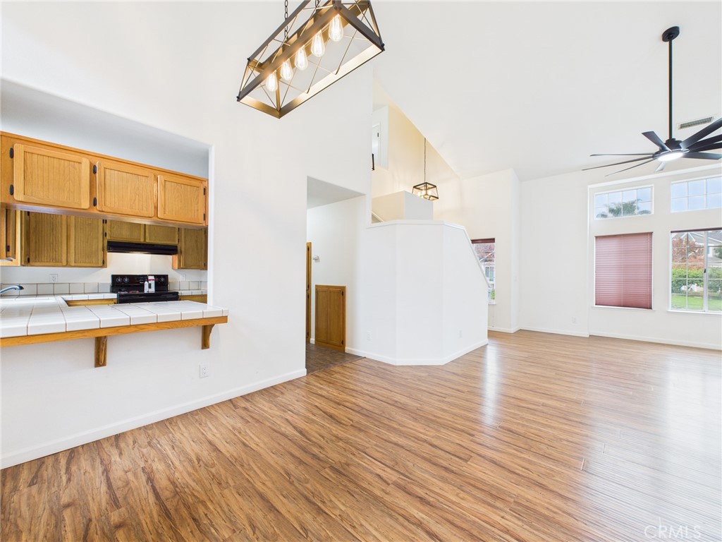 10781 N Windham Bay Cir, Fresno, CA 93730