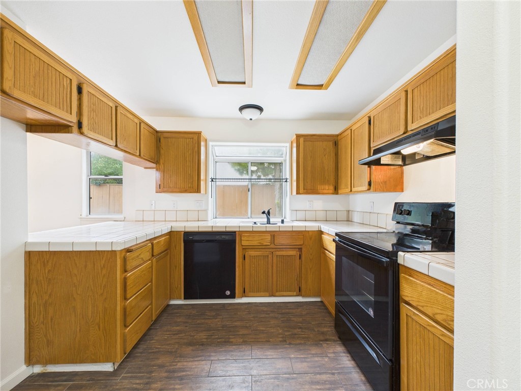 10781 N Windham Bay Cir, Fresno, CA 93730