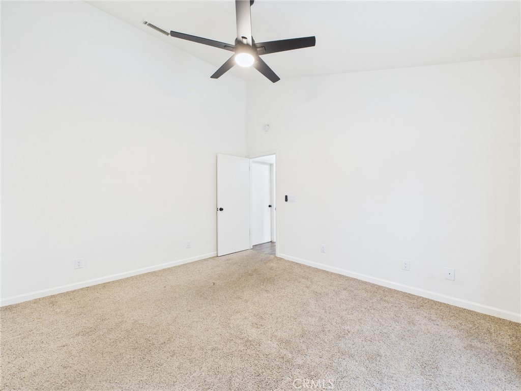 10781 N Windham Bay Cir, Fresno, CA 93730