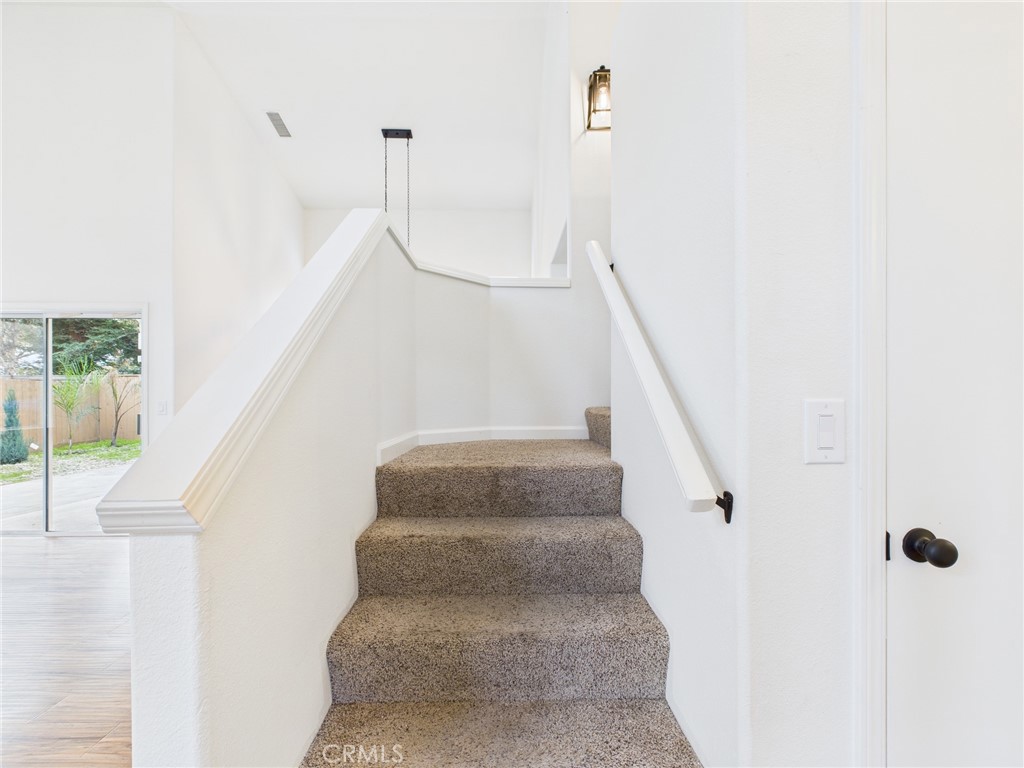 10781 N Windham Bay Cir, Fresno, CA 93730