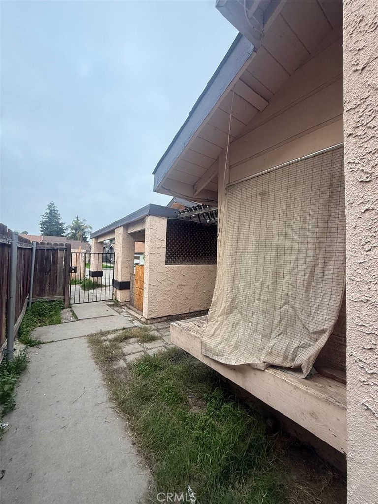 1644 N Tipton St, Visalia, CA 93292