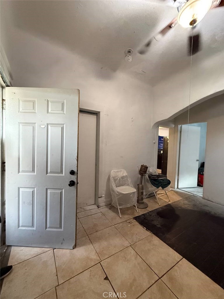 222 E St, Fresno, CA 93706