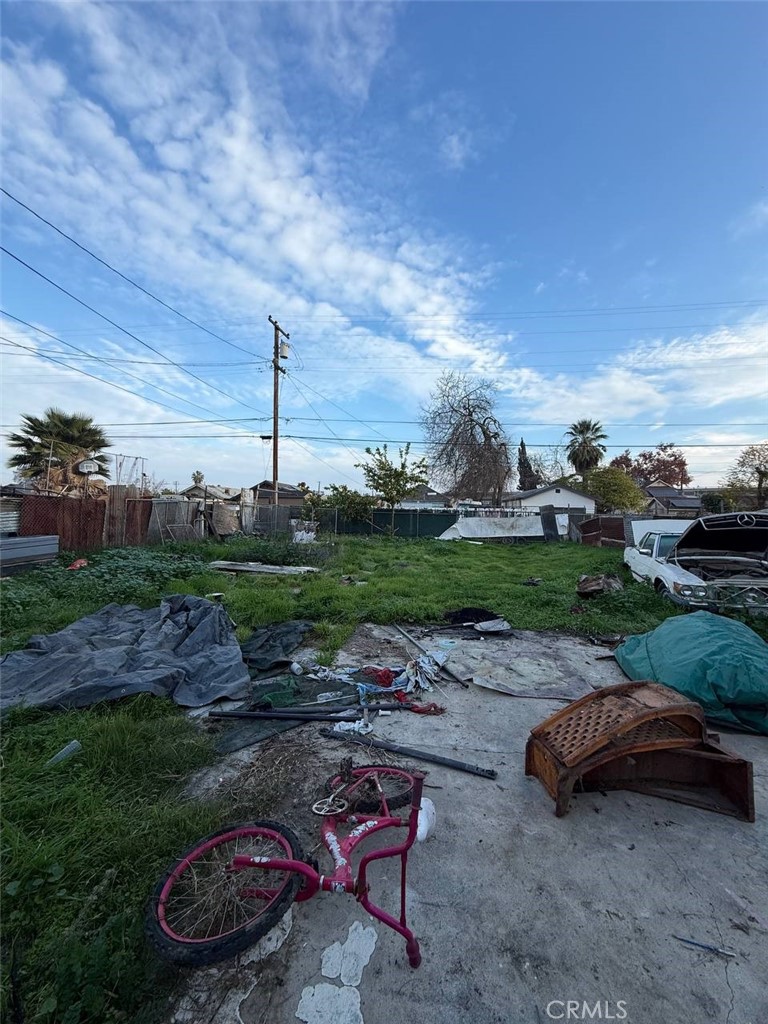 222 E St, Fresno, CA 93706