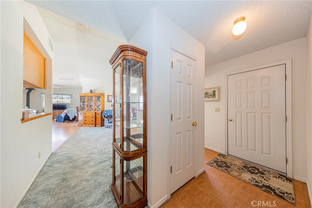 47457 Road 620, Oakhurst, CA 93644