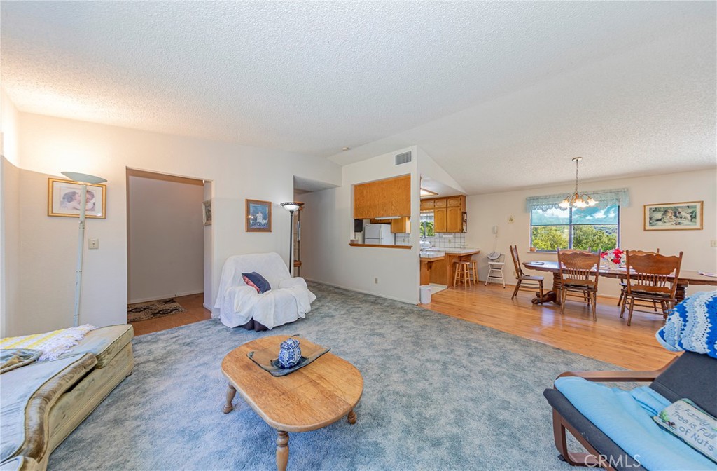 47457 Road 620, Oakhurst, CA 93644