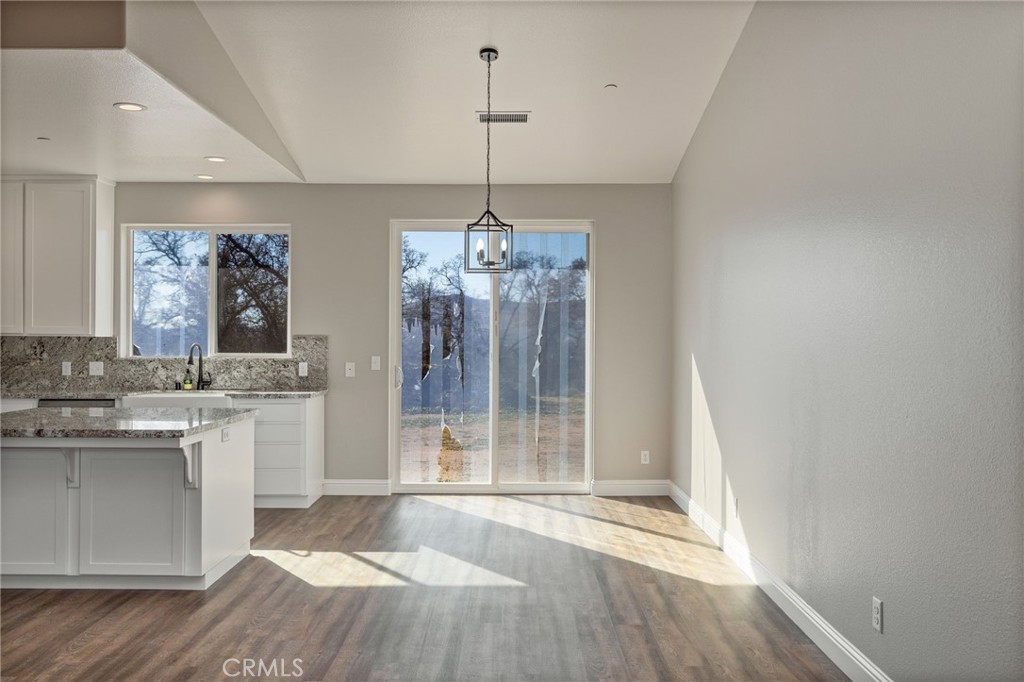 5448 Dunn Ct, Catheys Valley, CA 95306