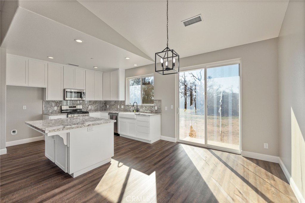 5448 Dunn Ct, Catheys Valley, CA 95306