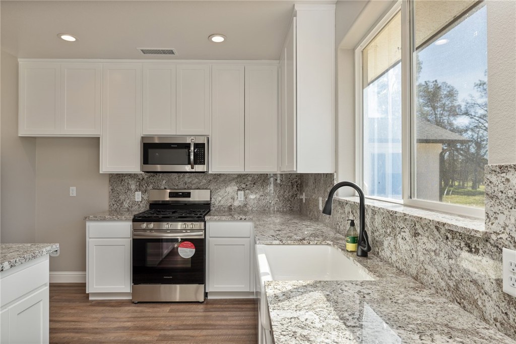 5448 Dunn Ct, Catheys Valley, CA 95306