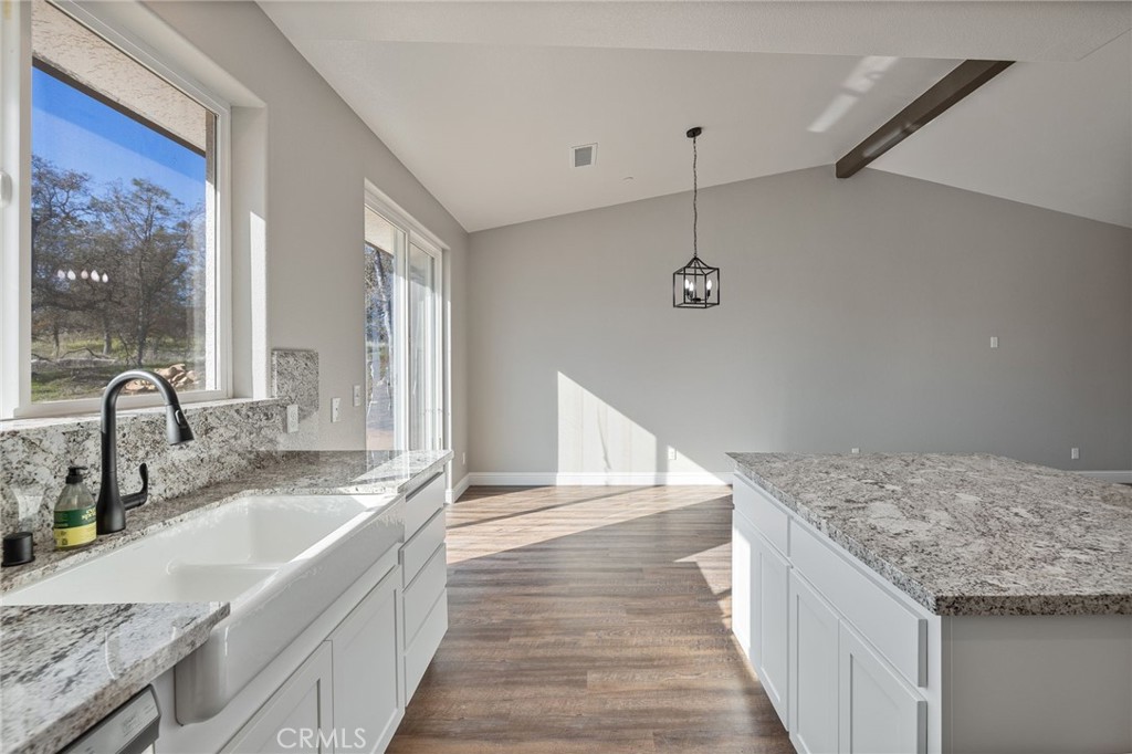 5448 Dunn Ct, Catheys Valley, CA 95306