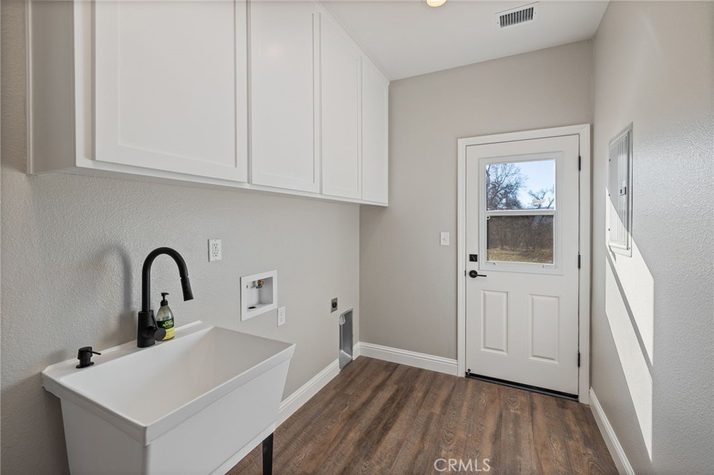 5448 Dunn Ct, Catheys Valley, CA 95306