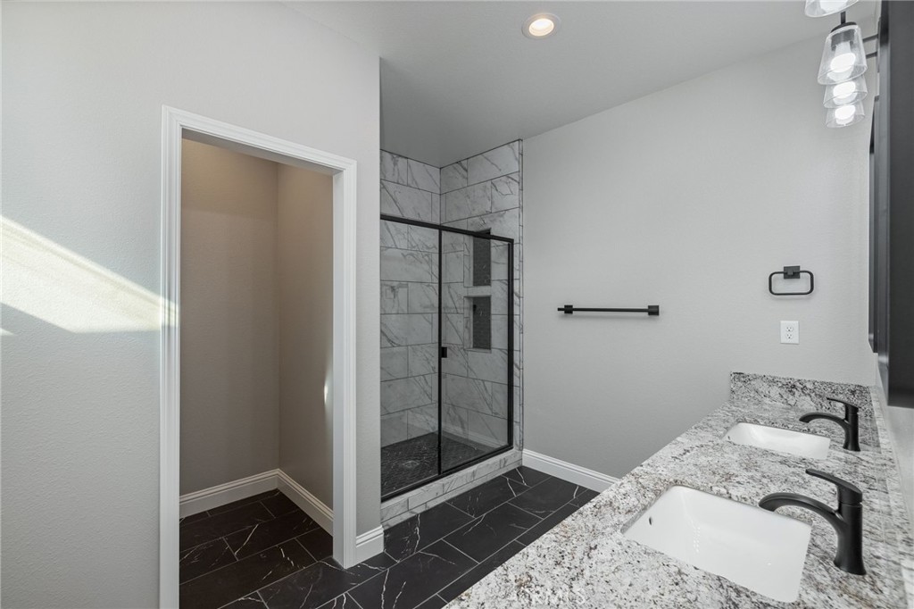 5448 Dunn Ct, Catheys Valley, CA 95306