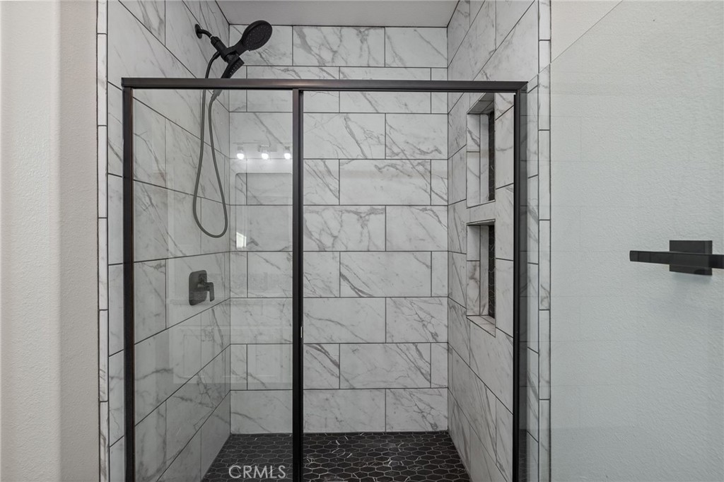 5448 Dunn Ct, Catheys Valley, CA 95306