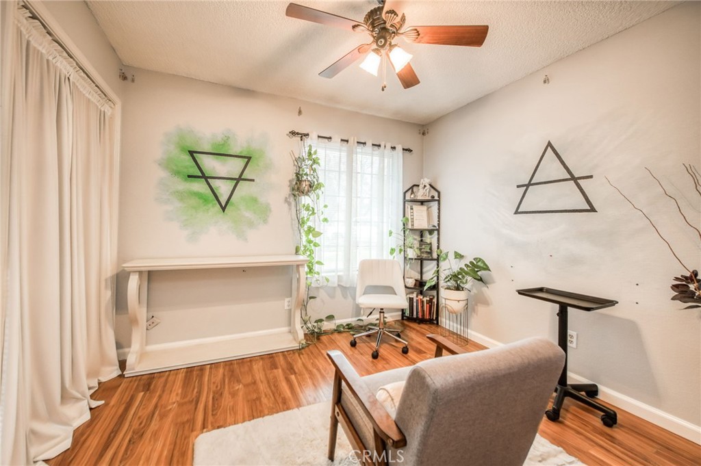 6189 N Cleo Avenue, Fresno, CA 93722