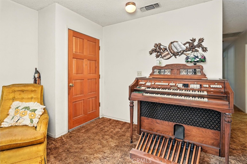 59556 Cascadel, North Fork, CA 93643