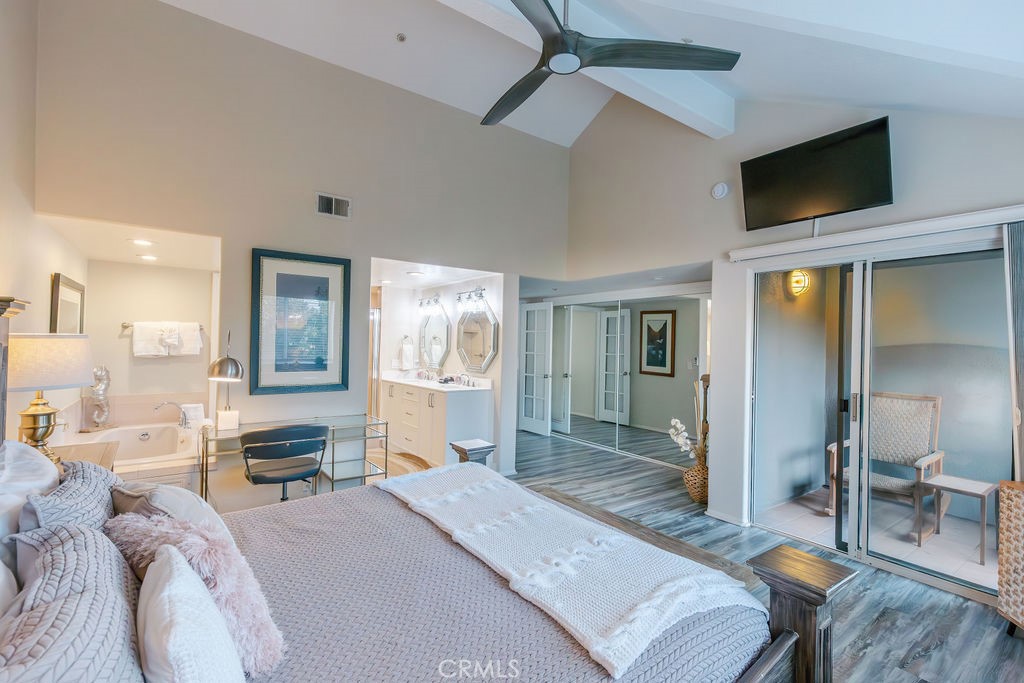 245 Park Ave #5, Pismo Beach, CA 93449