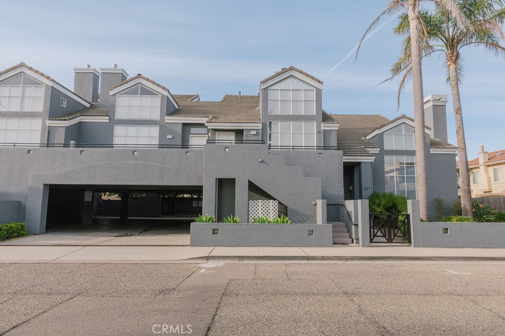 245 Park Ave #5, Pismo Beach, CA 93449