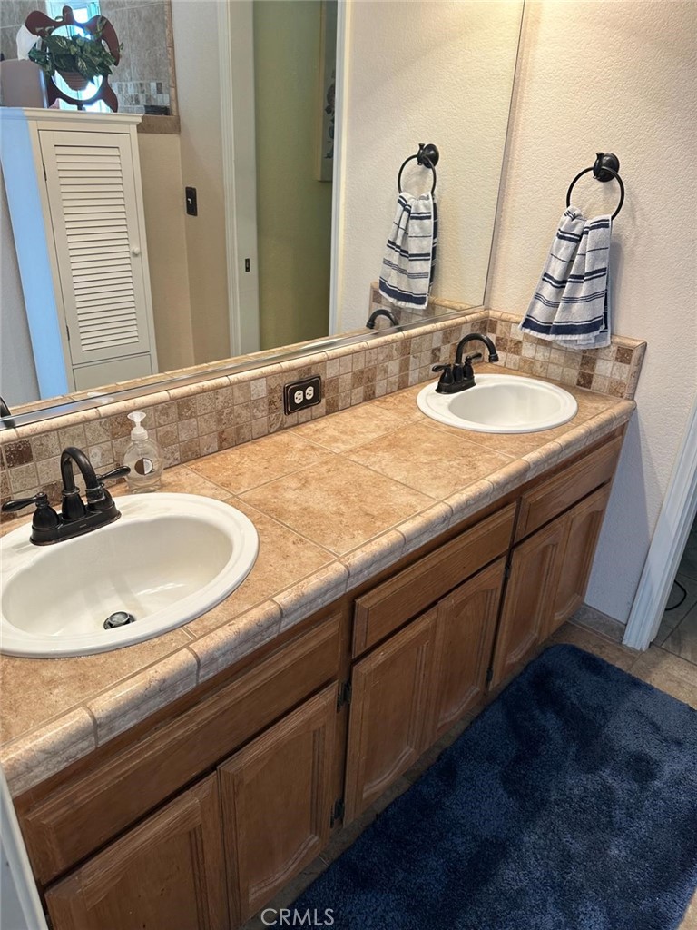 14183 Road 24, Madera, CA 93637