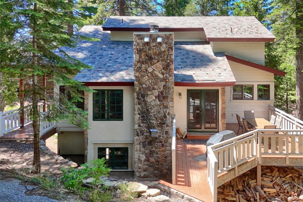 7475 Henness Cir, Yosemite, CA 95389