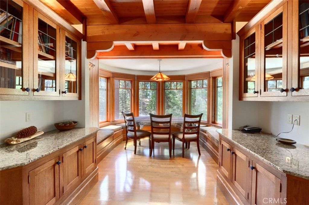 7475 Henness Cir, Yosemite, CA 95389