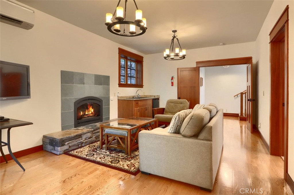 7475 Henness Cir, Yosemite, CA 95389