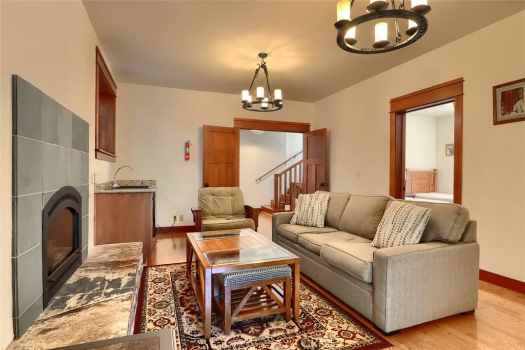 7475 Henness Cir, Yosemite, CA 95389