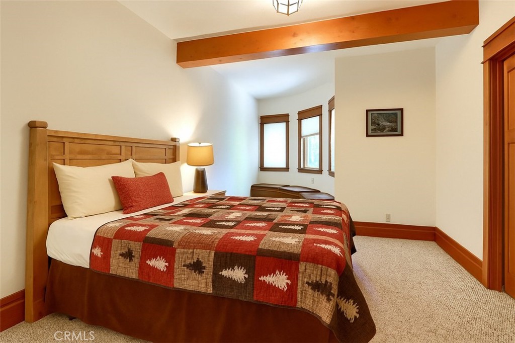 7475 Henness Cir, Yosemite, CA 95389