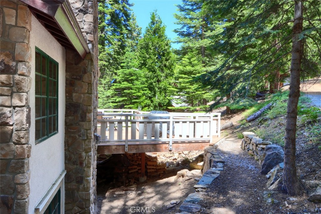 7475 Henness Cir, Yosemite, CA 95389