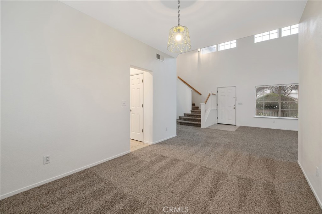 3232 N Zion, Hanford, CA 93230