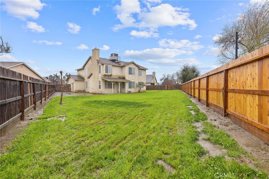 3232 N Zion, Hanford, CA 93230