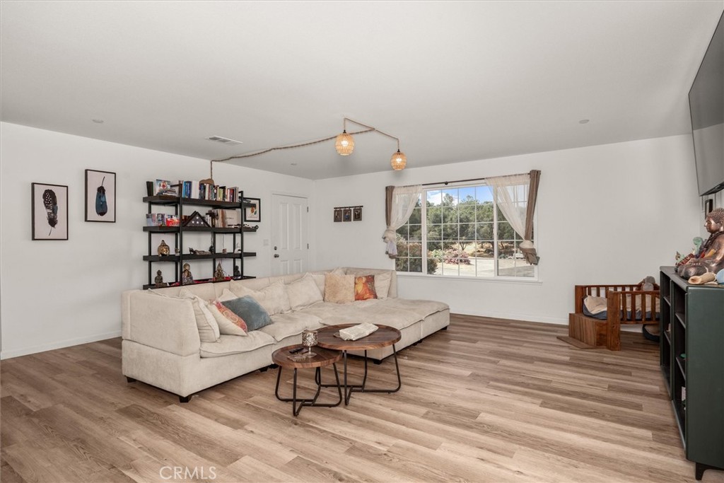 29215 Yosemite Springs, Coarsegold, CA 93614