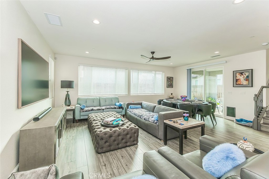 4148 Beverly Ave, Clovis, CA 93619