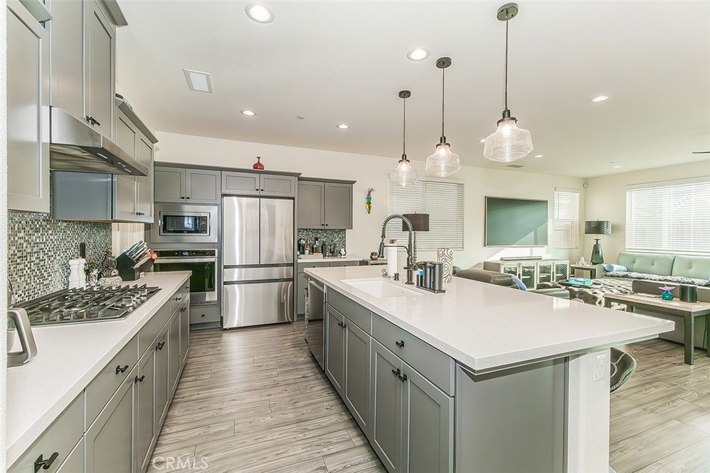 4148 Beverly Ave, Clovis, CA 93619