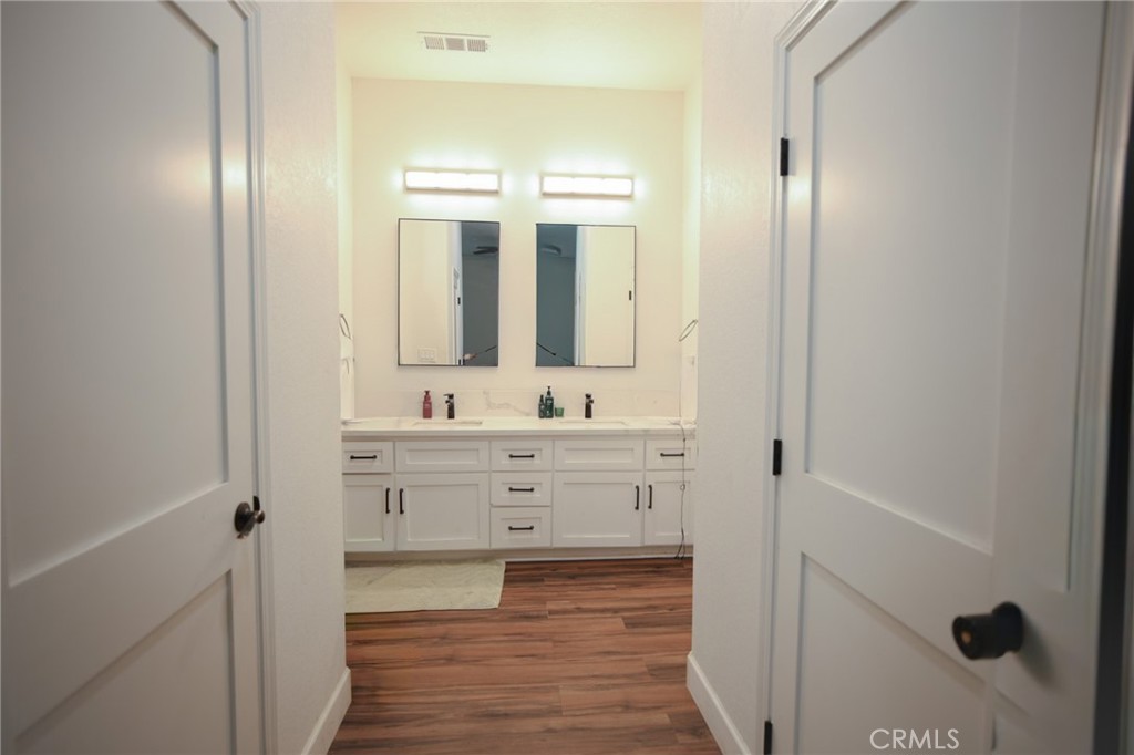 43243 Long Hollow Dr, Coarsegold, CA 93614