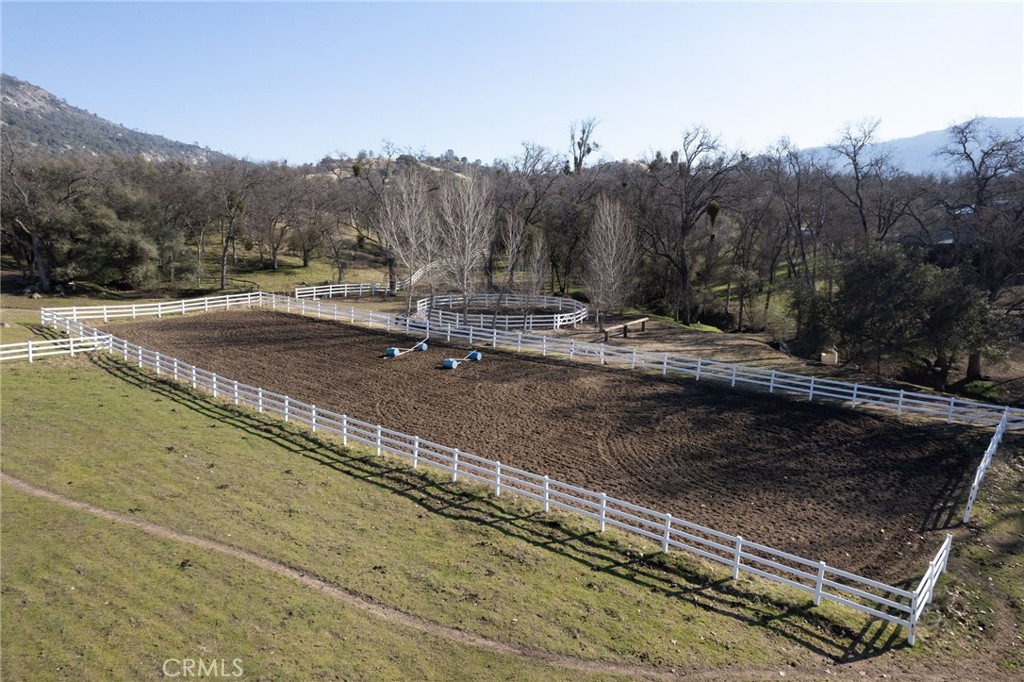 36039 Cranmore Ln., Auberry, CA 93602